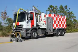 Mercedes 6x4